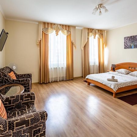 Apartment On Yana Zhizhky إلفيف المظهر الخارجي الصورة