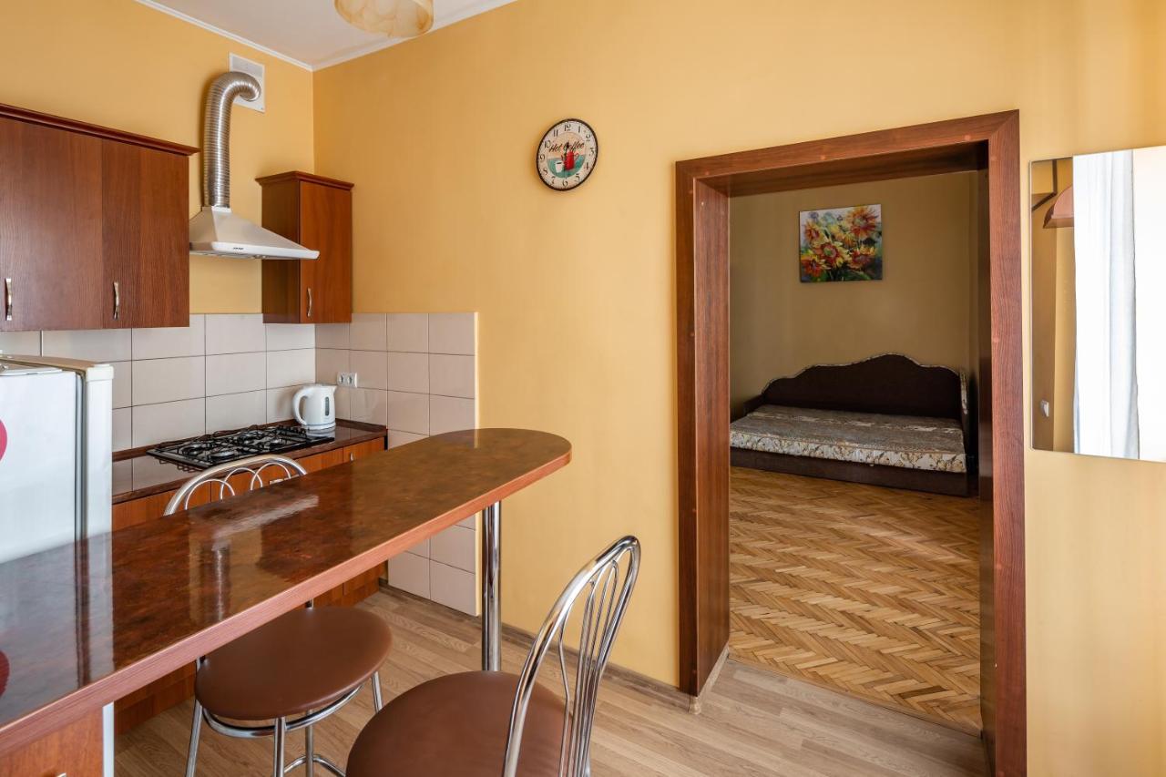 Apartment On Yana Zhizhky إلفيف المظهر الخارجي الصورة
