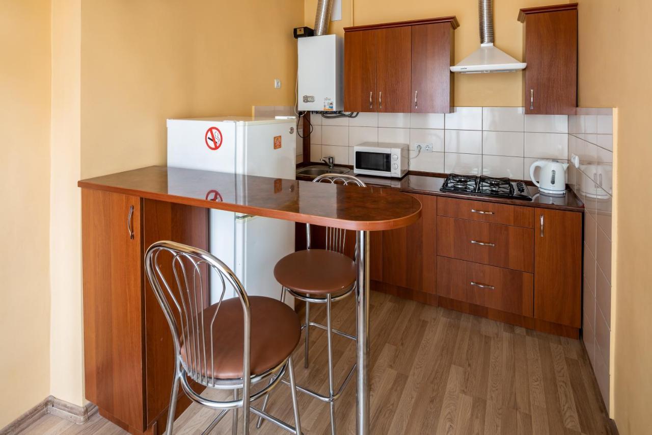 Apartment On Yana Zhizhky إلفيف المظهر الخارجي الصورة