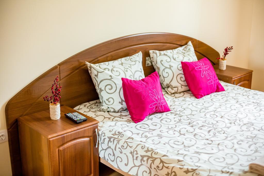 Apartment On Yana Zhizhky إلفيف المظهر الخارجي الصورة