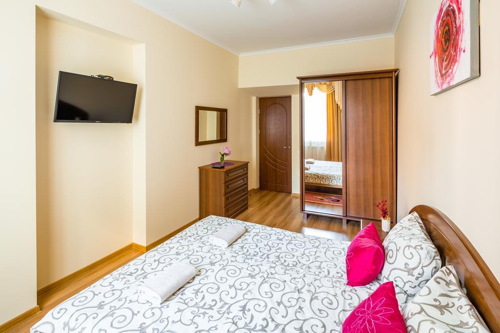 Apartment On Yana Zhizhky إلفيف المظهر الخارجي الصورة